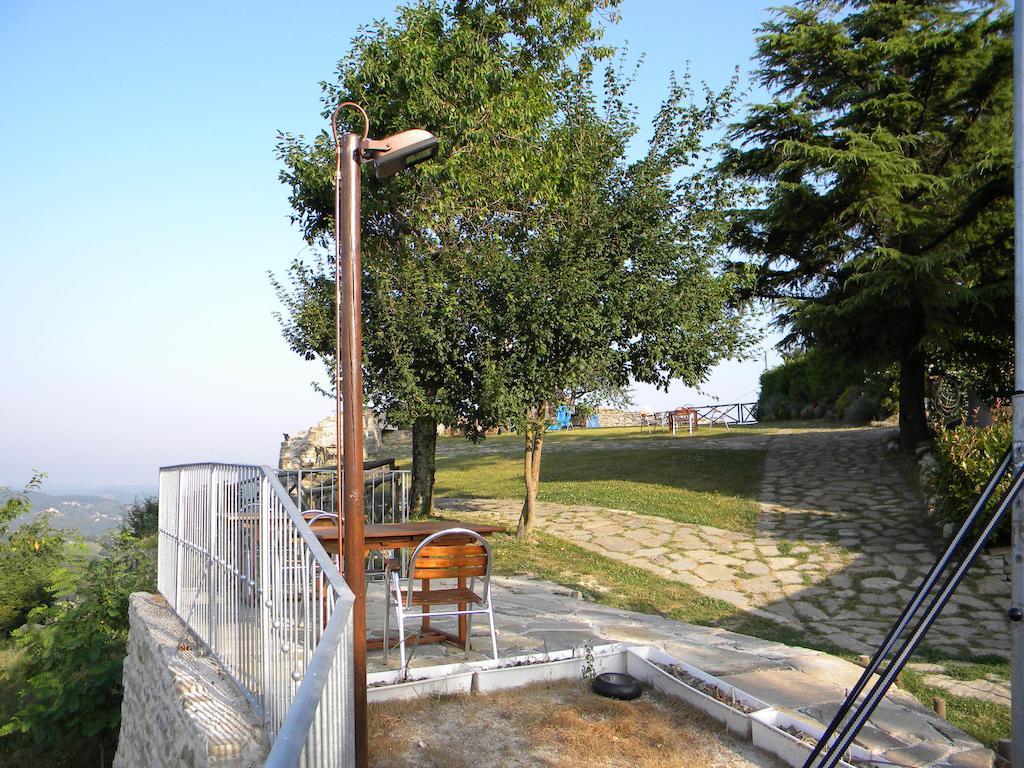 皮耶特拉伦加Agriturismo Borgo San Benedetto别墅 外观 照片