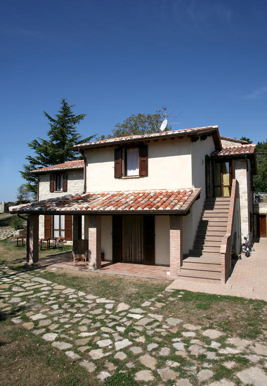 皮耶特拉伦加Agriturismo Borgo San Benedetto别墅 外观 照片