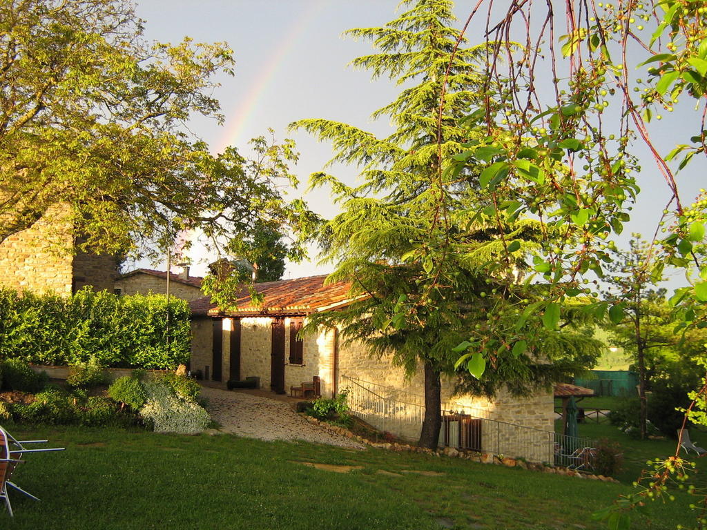 皮耶特拉伦加Agriturismo Borgo San Benedetto别墅 外观 照片
