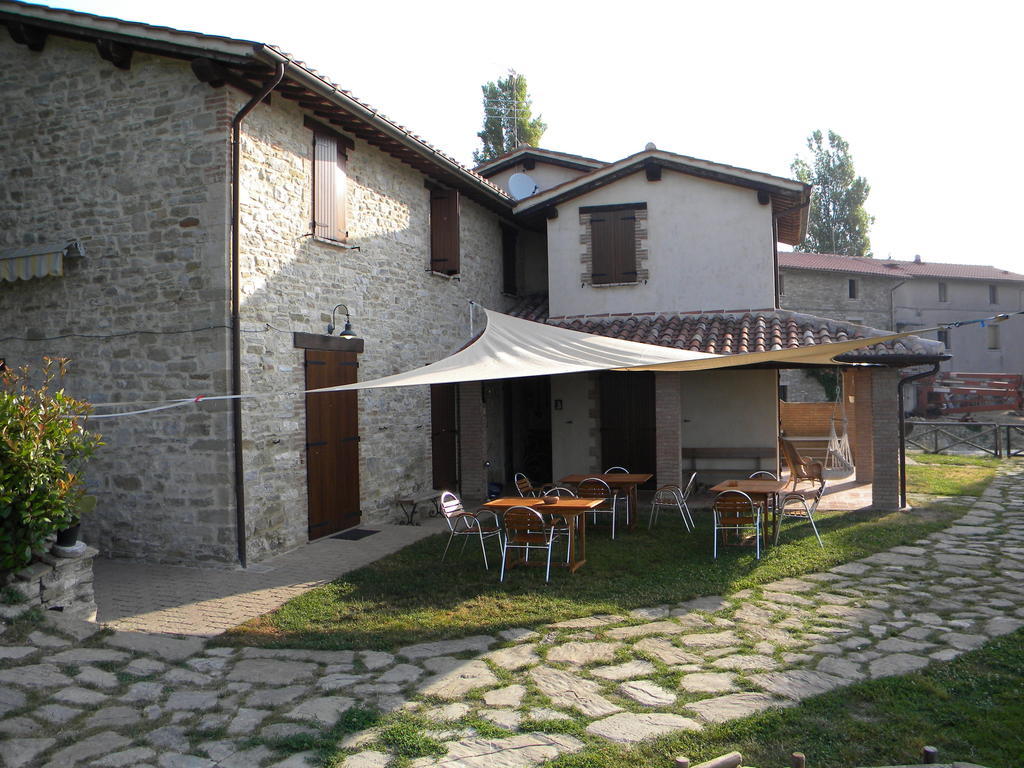 皮耶特拉伦加Agriturismo Borgo San Benedetto别墅 外观 照片