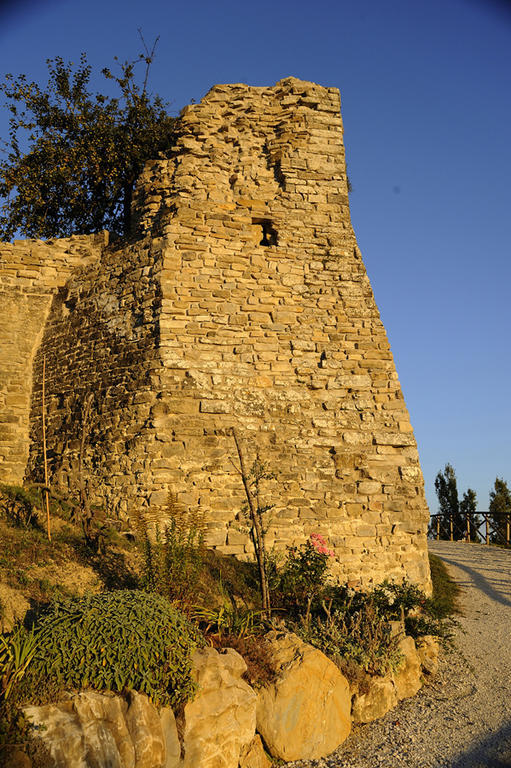 皮耶特拉伦加Agriturismo Borgo San Benedetto别墅 外观 照片